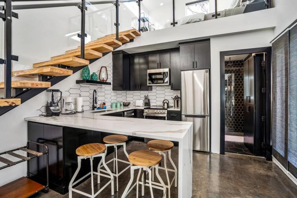 Quantum Tiny Loft At East End Revitalized Houston Exterior photo