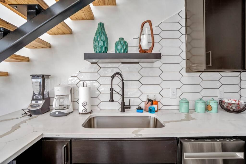 Quantum Tiny Loft At East End Revitalized Houston Exterior photo
