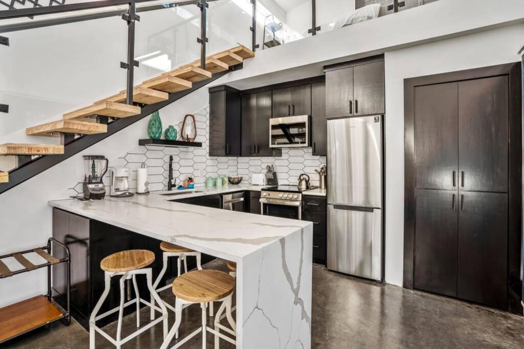 Quantum Tiny Loft At East End Revitalized Houston Exterior photo